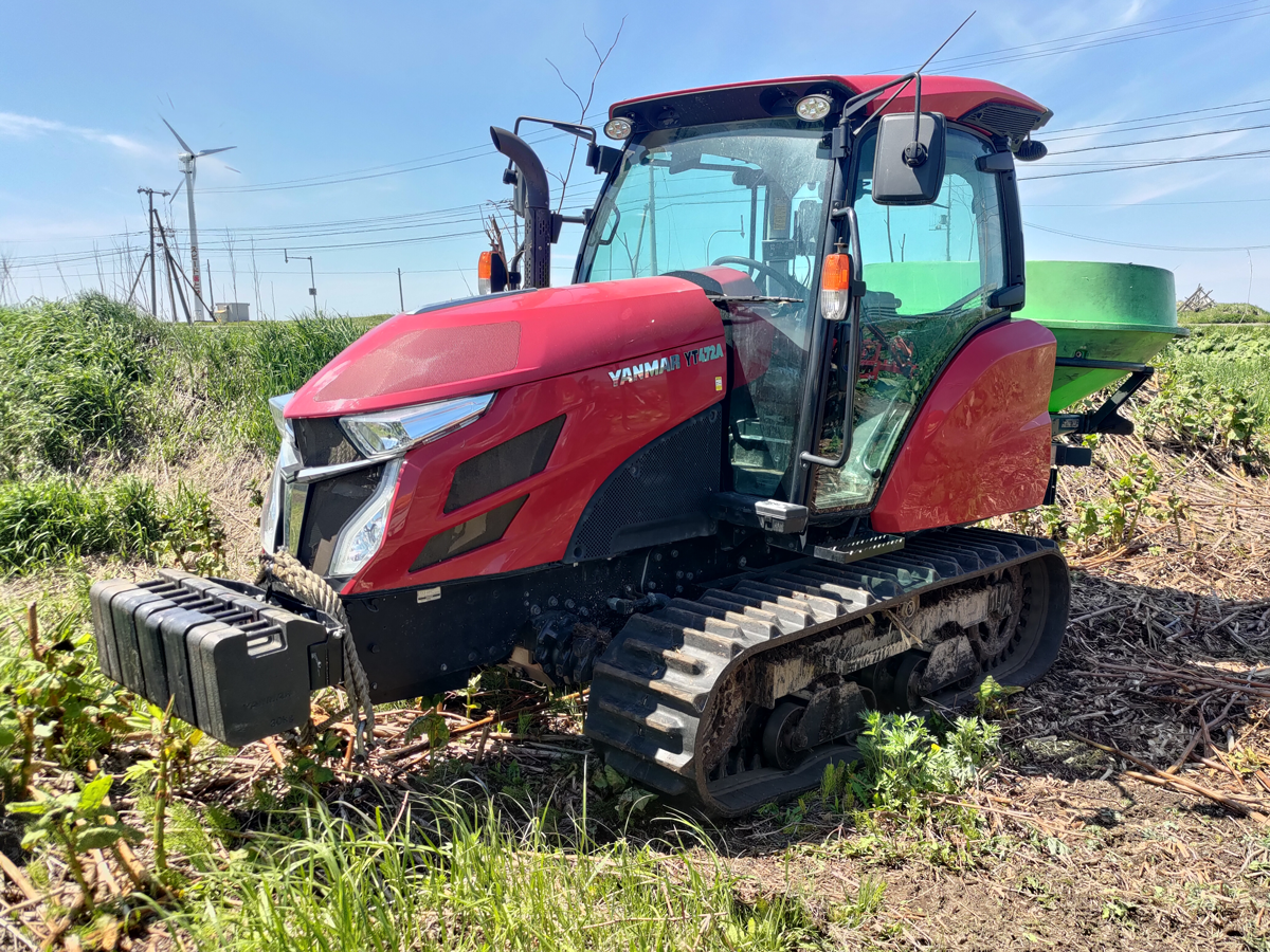 YT472Aトラクター